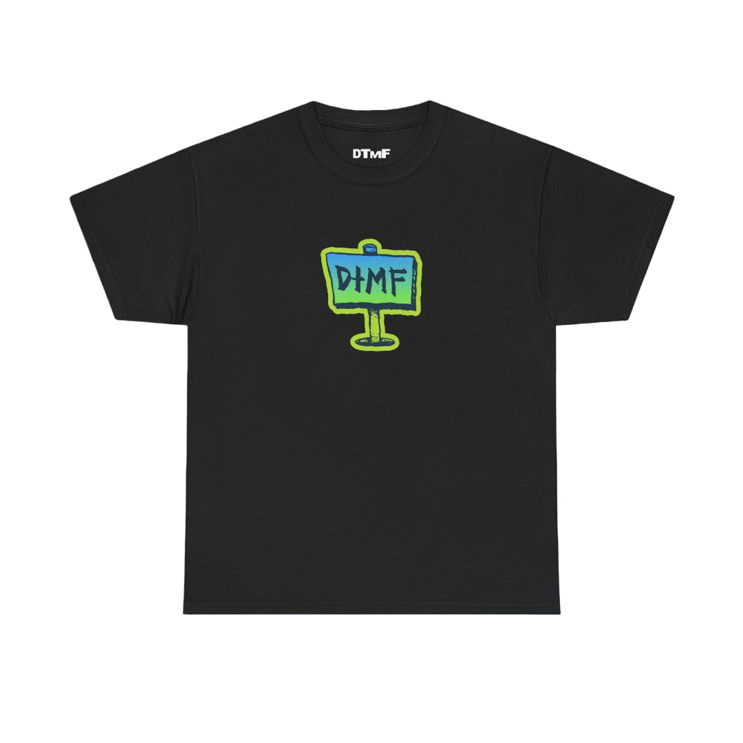 DTMFTourMerch-WorldTourSignageGraphicTee01.png